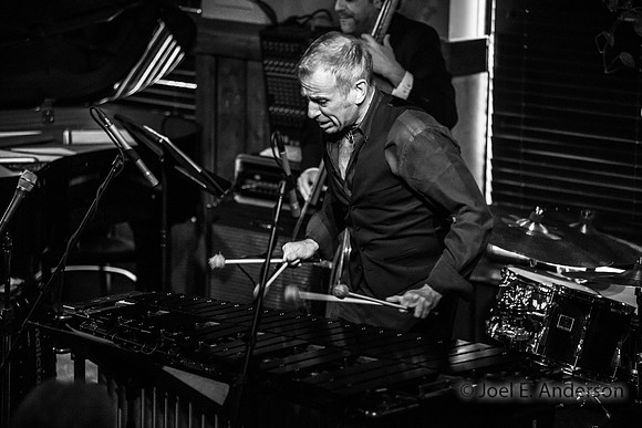 Joe Locke Quintet with Kenny Washington