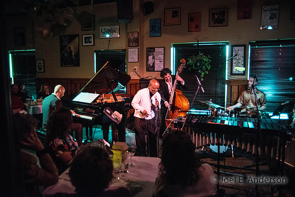 Joe Locke Quintet with Kenny Washington