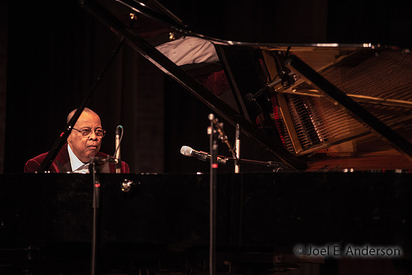Conrad Herwig-Chucho Valdés