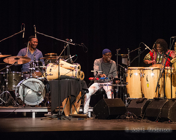 Chucho Valdés: Irakere 40 - Mo Theater ("We Always Swing" Jazz Series)