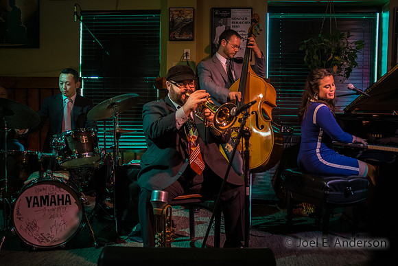 Champian Fulton Quartet