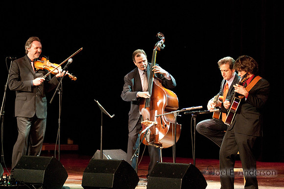 OConnor_Hot_Swing-20100121_DIG9436